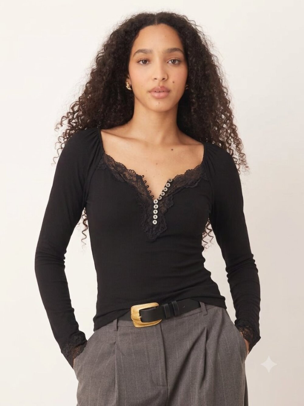 CUPSHE Black Lace Trim Long Sleeve Knit Top Size Medium